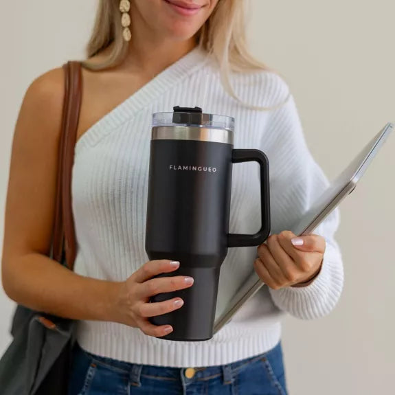 Edelstahl-Thermofbecher mit Strohhalm und Griff – 1,18 Liter - Schwarz